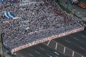 Primero de mayo, advertencia a enemigos y llamado a replantear prioridades