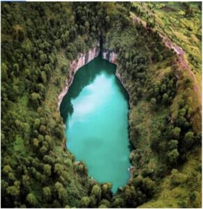 Tritriva, una maravilla natural color esmeralda